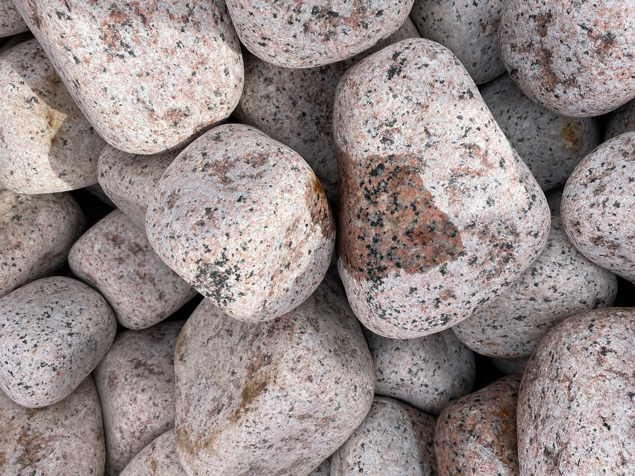 Bolo decorativo Granito Rosa