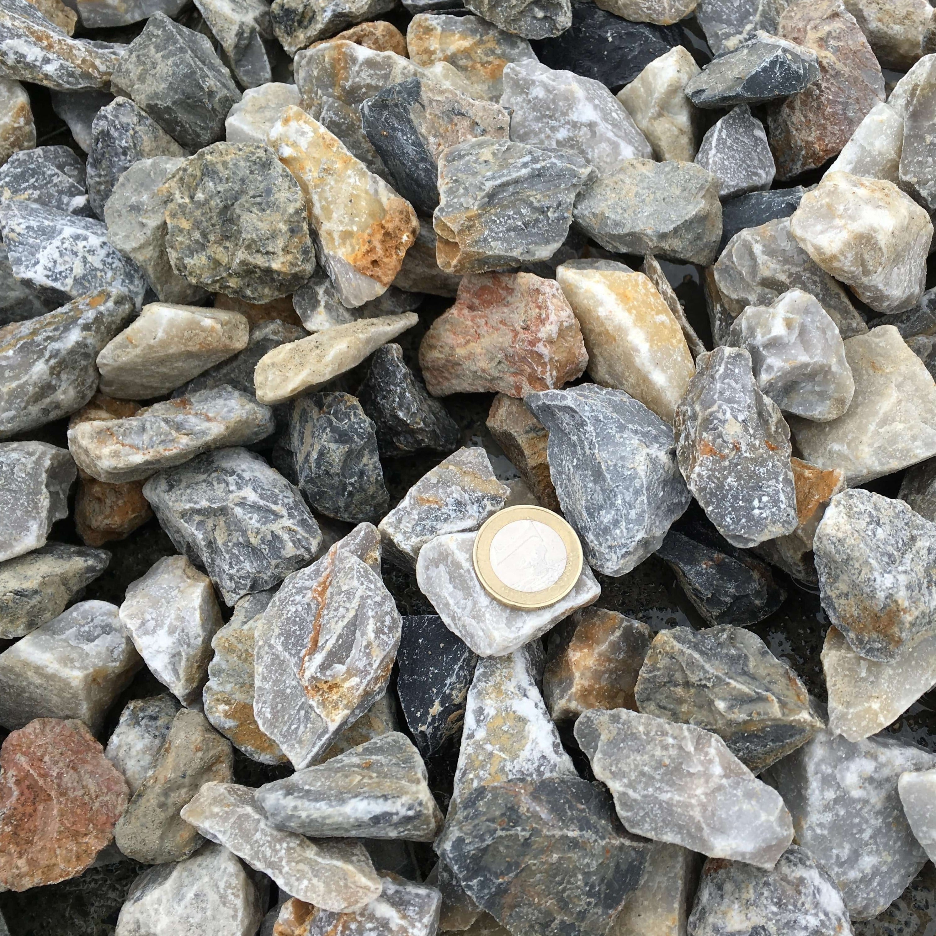 Grava Bardenas Barato, Colores oscuros, Exclusivas Vetonek, Exclusivo, Exteriores, Gravas, Gravas jardín, Jardin Seco, Negro, Novedad, Oportunidad, Original Diferente, Piedra jardin, Piedras duras, Piedras economicas, Piedras exclusivas, Piedras multicolor, Piedras oscuras, Rojo, Tamaño para pisar