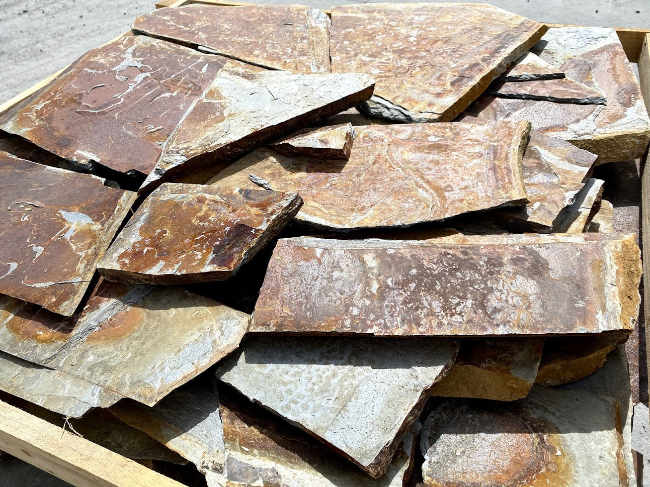 Opus Incertum Rouge Oxyde