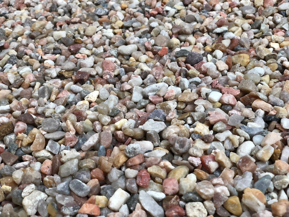 Multicolor quartz gravel
