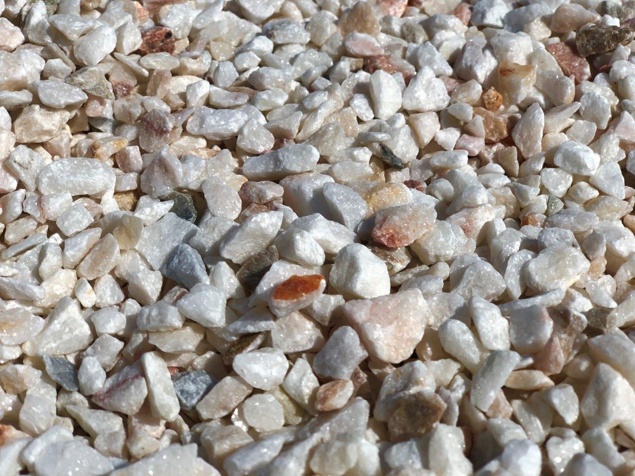 Rosé white gravel