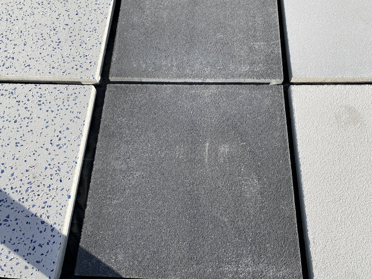 Betonplatte - 75x75x5 cm.